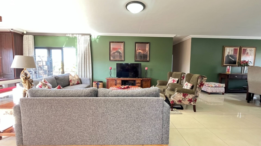 3 Bedroom Property for Sale in Heiderand Western Cape